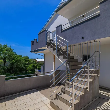 Evelin Apartament *